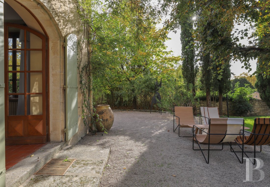 A traditional yet bold village house in the Alpes-de-Haute-Provence, to the south of Forcalquier - photo  n°8